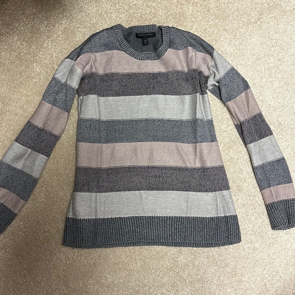 NWOT banana republic sweater